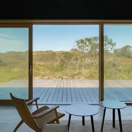 Architectural Gem Just 250 M From The North Sea スケーエン