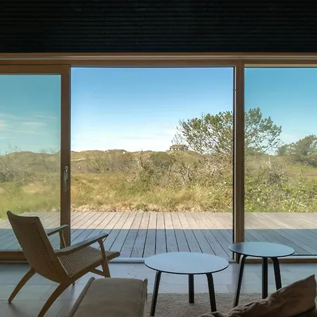 Architectural Gem Just 250 M From The North Sea Semesterbostad